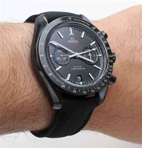 omega speedmaster dark side of moon